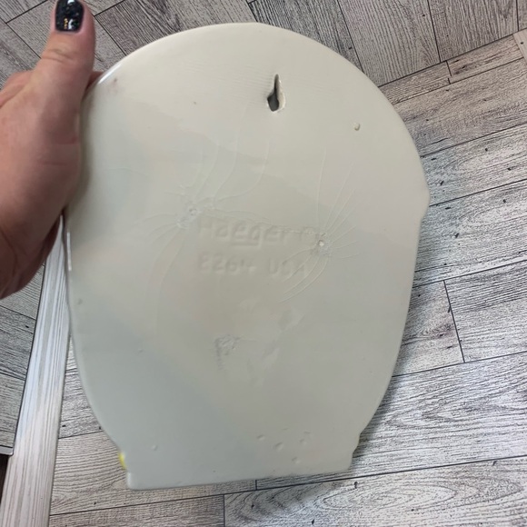 Vintage Haeger Pottery Wall Pocket Vase - Picture 7 of 11